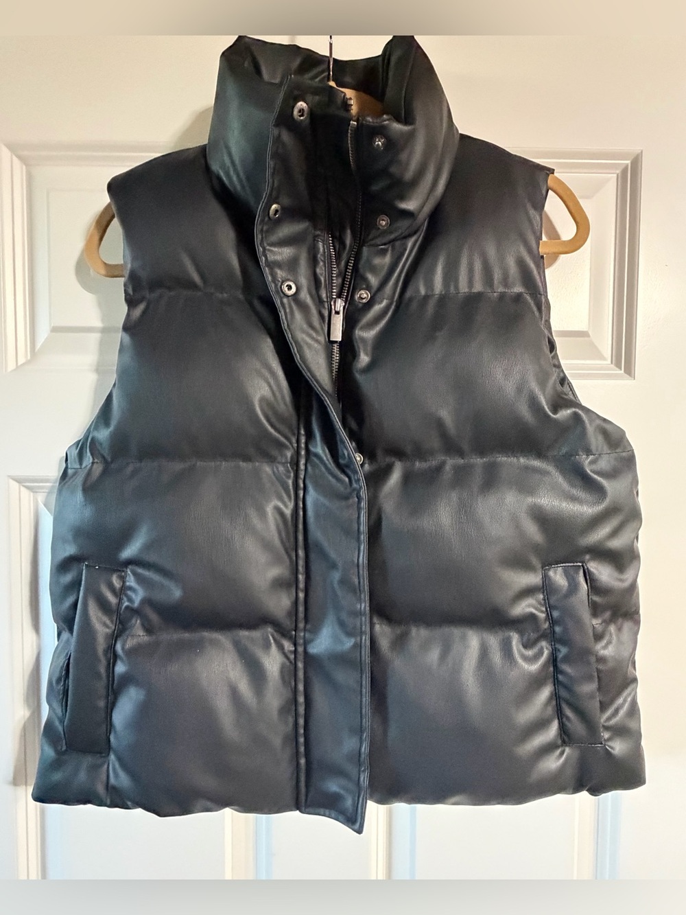 A New Day Black Faux Leather Puffer Vest Small Quilted Zip Front Snap Closure